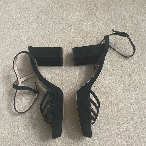 Pelle Moda Black Suede Strappy Block Heel Platform Sandals Size 8M - Picture 3 of 12